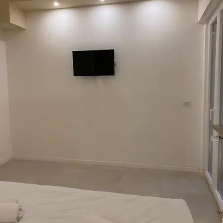 Luxury Roel Verona
