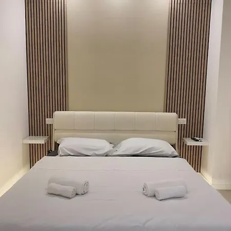 Luxury Roel
